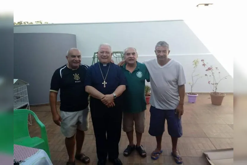 Comemoração: trigêmeos completam 65 anos em Apucarana