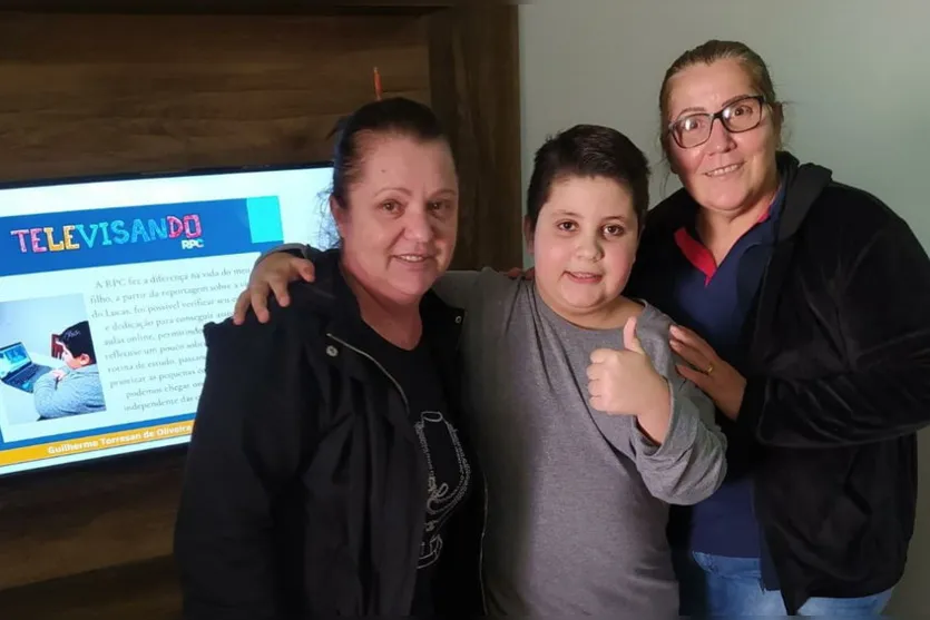 Concurso premia aluno e professora de Apucarana