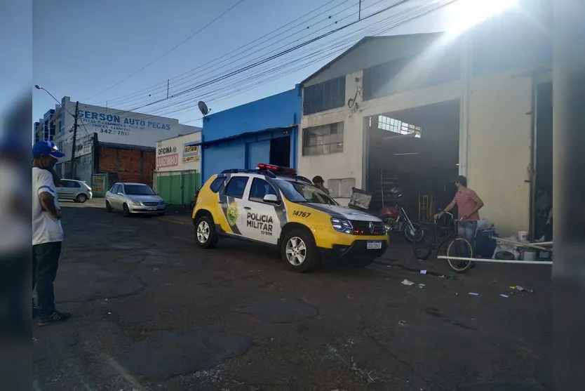 Dupla armada assalta depósito em Apucarana