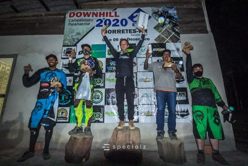 Equipe araponguense de downhill garante pódio no paranaense