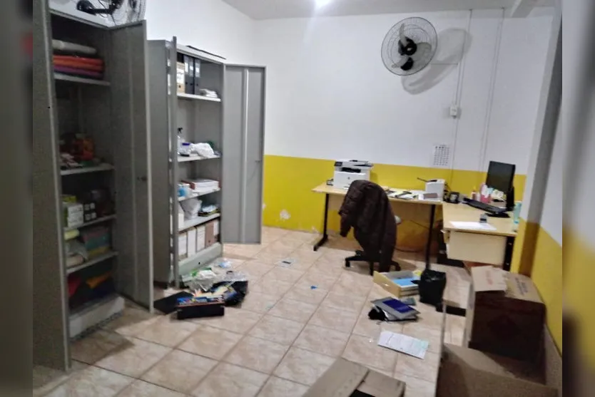 Escola do Trabalho de Arapongas é alvo de furto