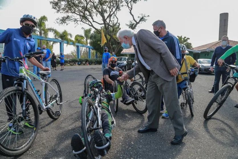 Governo lança Programa Pedala Paraná; Apucarana integra rota