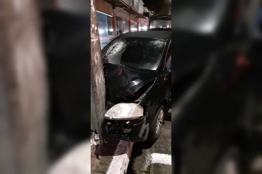 Grave acidente na madrugada deixa 3 feridos em Apucarana