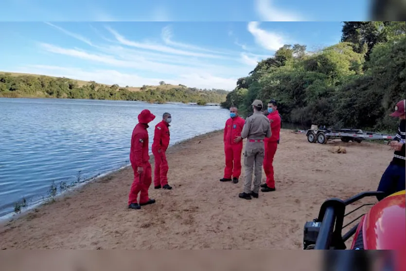   Grupo de Operações de Socorro Tático (GOST) de Curitiba também está no local 