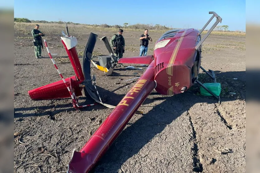 Helicóptero com 300 kg de cocaína cai em fazenda