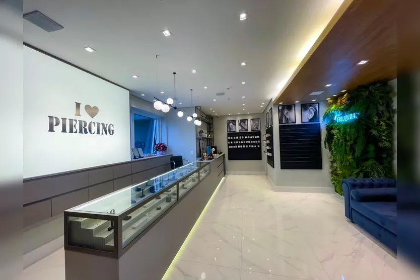 Just Paulinha inaugura joalheiria I love piercing