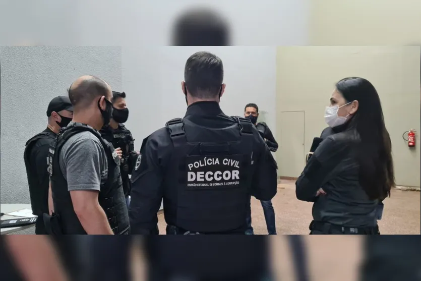 Médicos, agentes públicos e empresários são alvo de operação