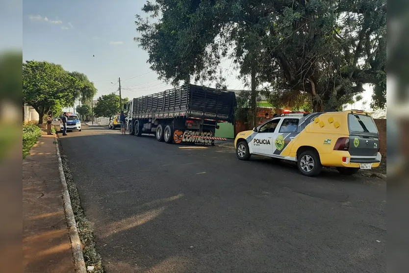 Motorista é feito refém e fardos de arroz são roubados