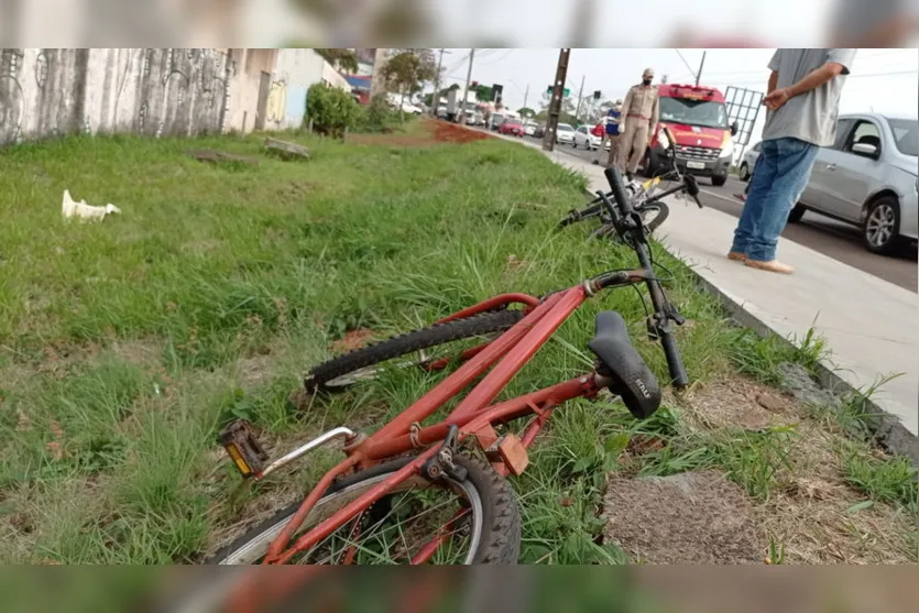 Mulher sofre queda de bicicleta e fica ferida em Apucarana