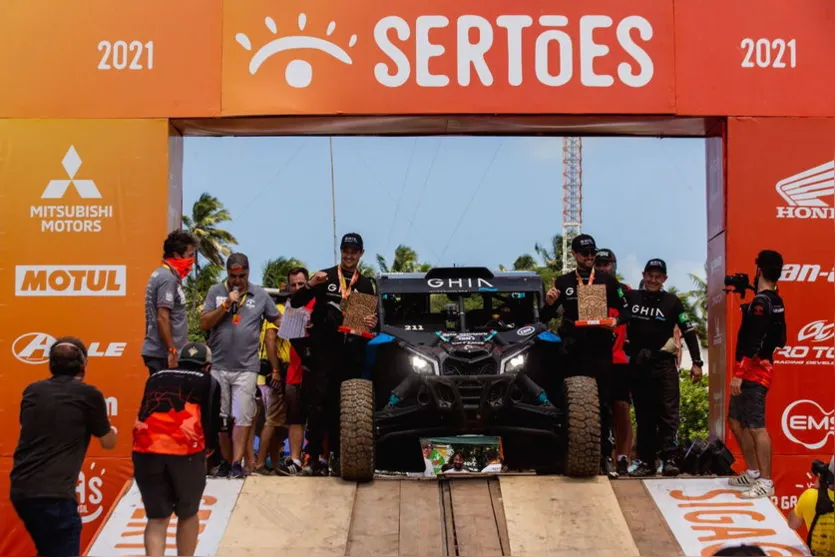 Navegador apucaranense é campeão no Rally dos Sertões