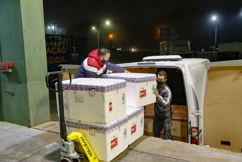 PR recebe mais 184.250 vacinas da AstraZeneca