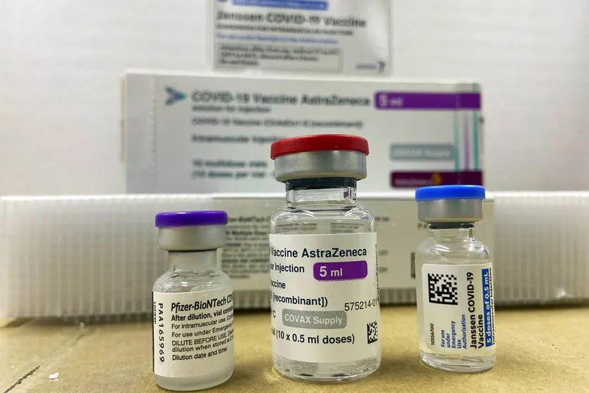 PR recebe mais 279,2 mil vacinas contra a Covid-19