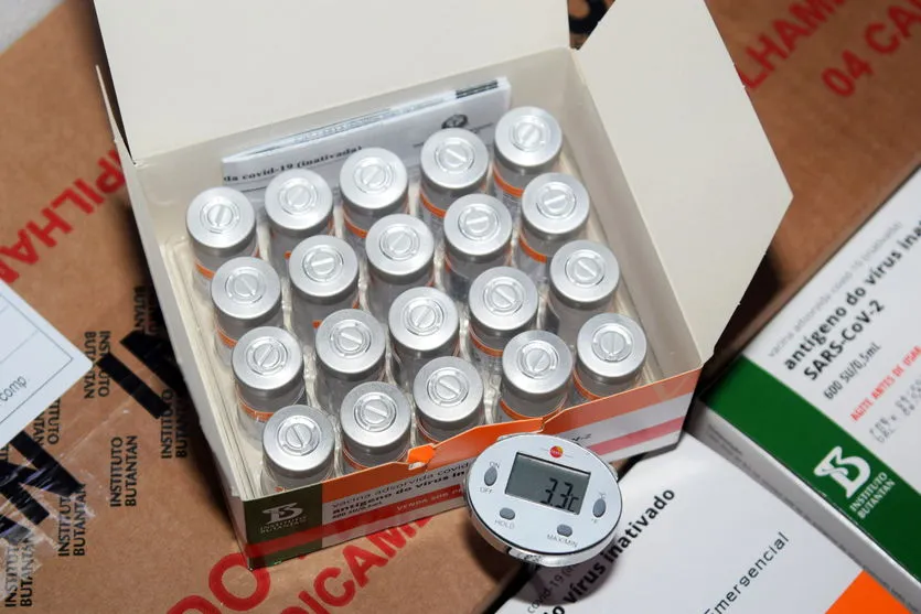 PR se prepara para iniciar vacinação de adolescentes