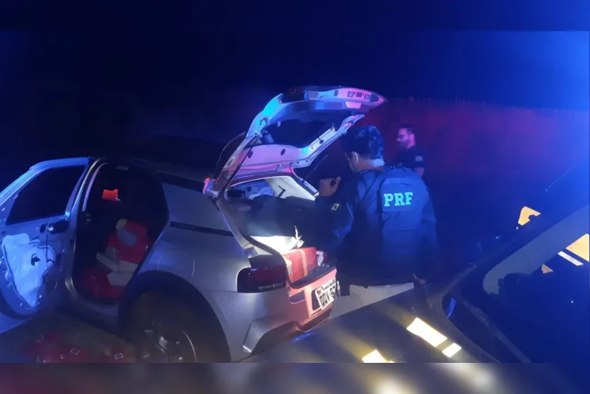 PRF apreende meia tonelada de maconha em Jataizinho