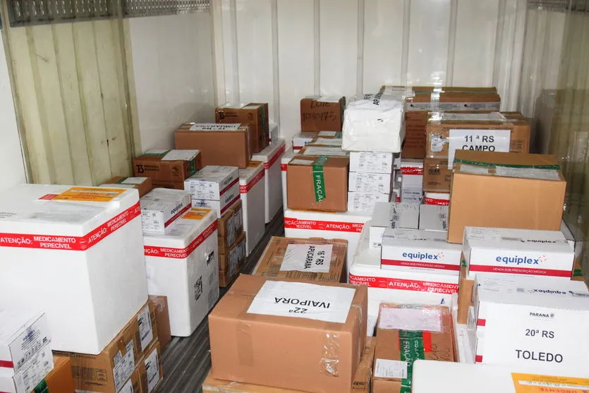 Paraná recebe mais 240,9 mil vacinas contra Covid-19