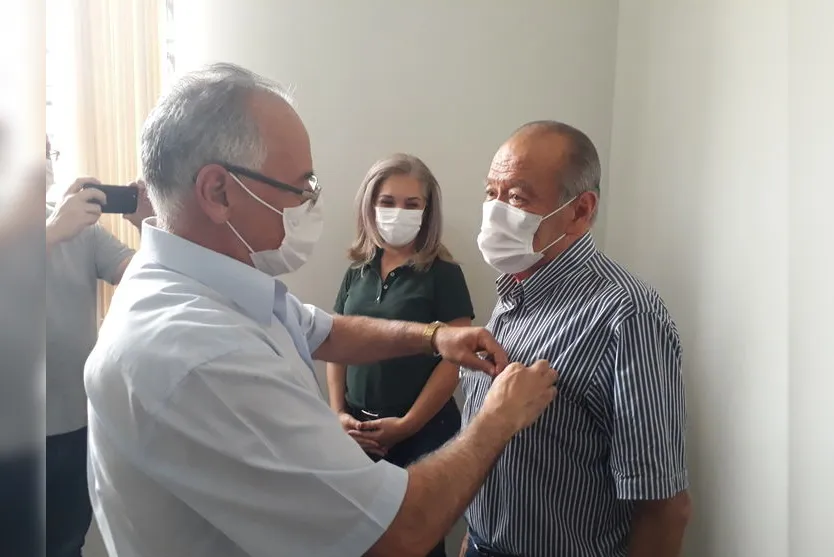 Poim e Jossuela visitam Colégio Nilo Cairo