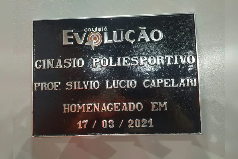Professor vítima da Covid-19 recebe homenagem em Apucarana