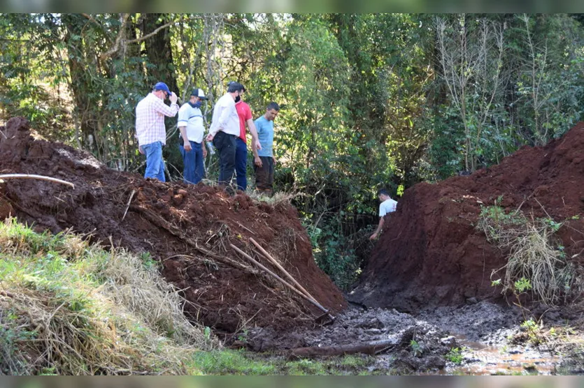 Programa ‘Cultivando Água Limpa’ é realizado em Ivaiporã