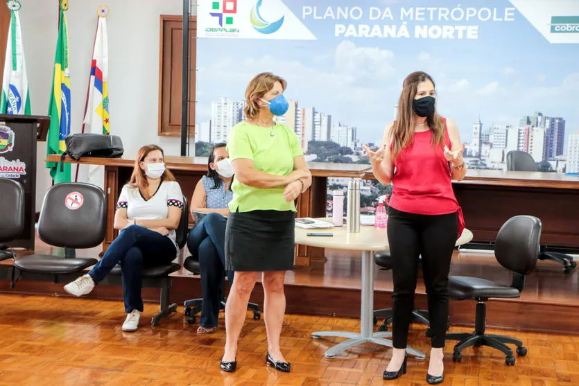 Psicólogos que atuam na atenção básica recebem capacitação