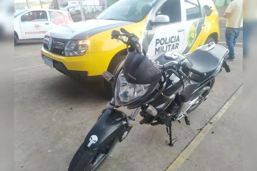 Queda de moto deixa motociclista ferido em Apucarana