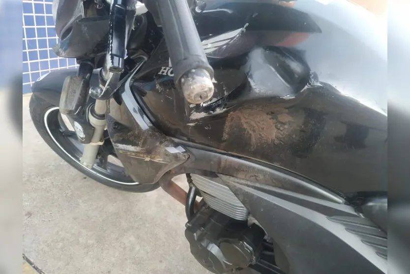 Queda de moto deixa motociclista ferido em Apucarana