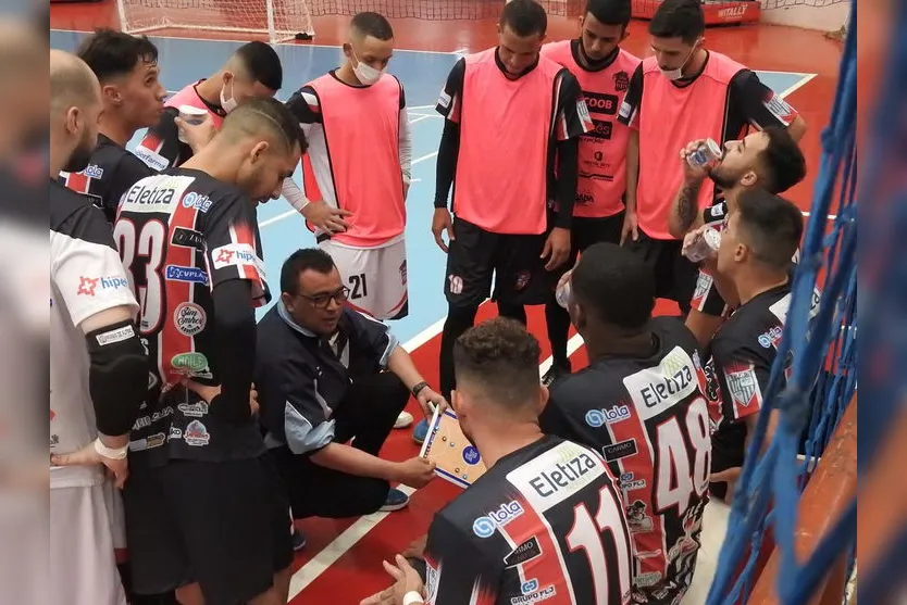 Reginaldo Silva não é mais treinador do Apucarana Futsal