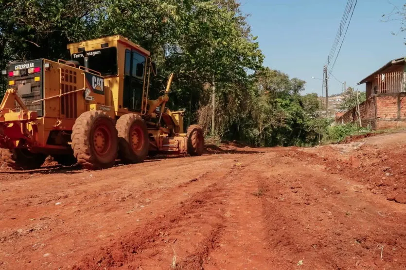 Rua do 'Morada do Sol' começa a receber obra asfáltica