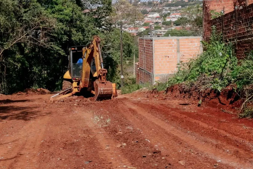 Rua do 'Morada do Sol' começa a receber obra asfáltica