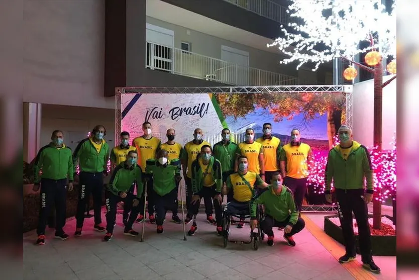  Seleção Brasileira de Vôlei Sentado antes do embarque para Tóquio. Foto: Confederação Brasileira de Voleibol para Deficientes/CBVD. 