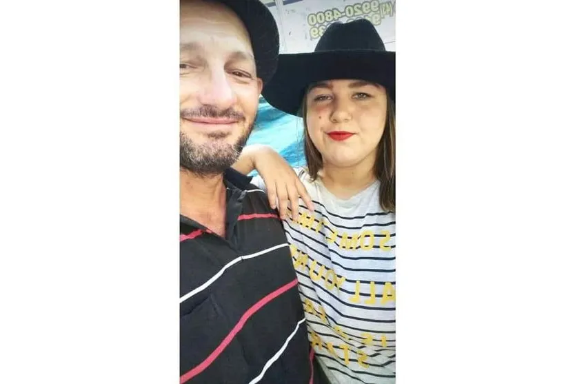  Silvio Chelepa, de 45 anos, e a filha Lorena Arruda Chelepa, de 19 anos  