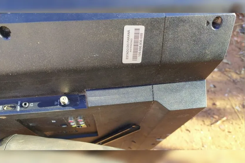  TV, produto de furto do Colégio Garcêz, que foi recuperada. 