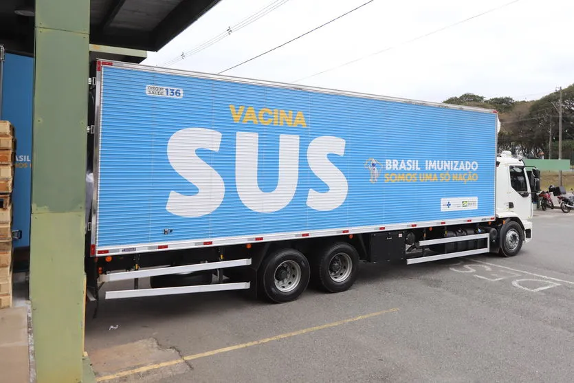 Vacina: Paraná recebe mais 57,6 mil doses de CoronaVac