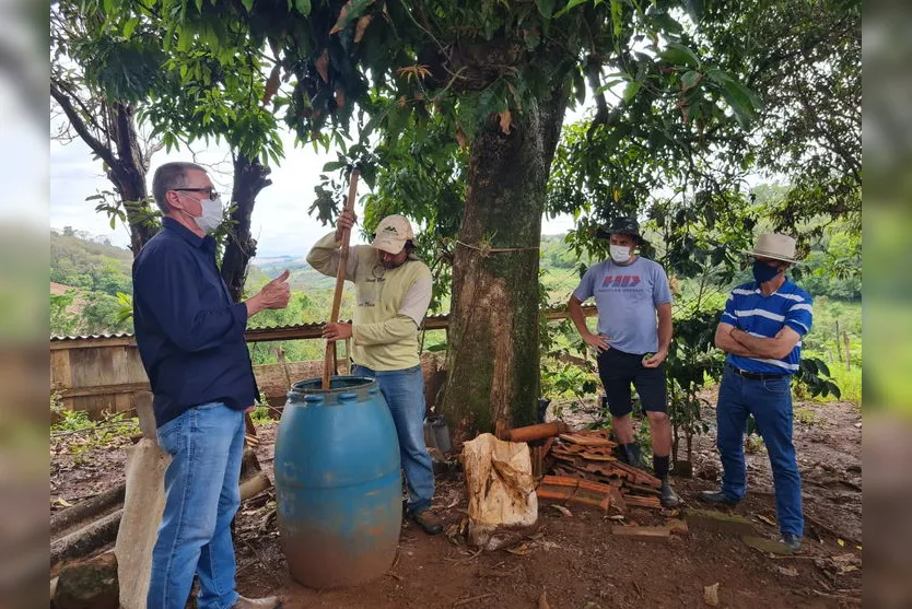  A consultoria aconteceu  na propriedade do produtor Sidinei Reis de Oliveira 