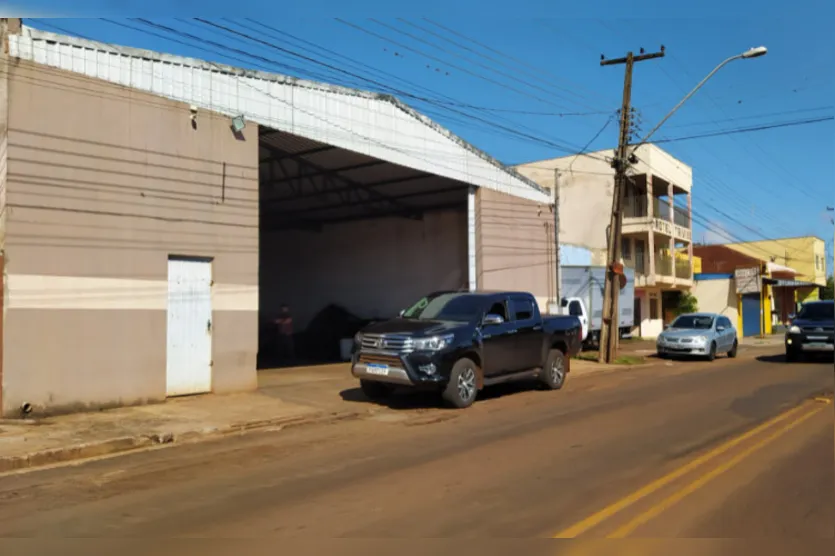  A revenda localizada na Av. Manoel Alves da Costa 