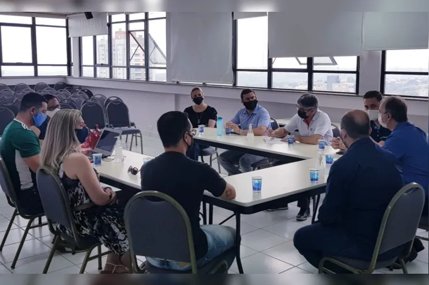 Acia intermedia convênio entre empresas e colégios estaduais