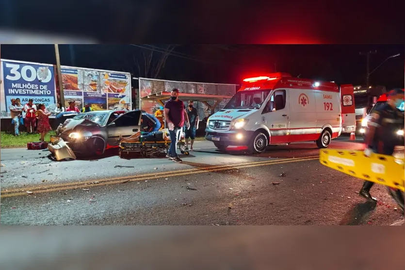 Acidente deixa 3 feridos na BR 369 em Arapongas; Veja