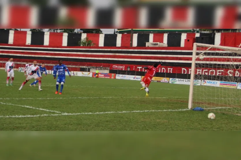 Apucarana Sports vence e abre vantagem no jogo de ida