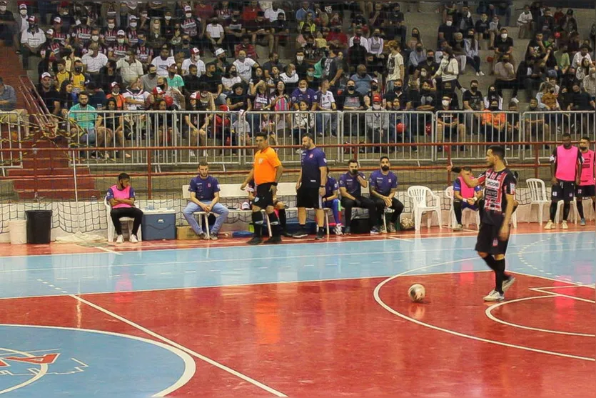 Apucarana e Guarapuava empatam no primeiro jogo da semifinal