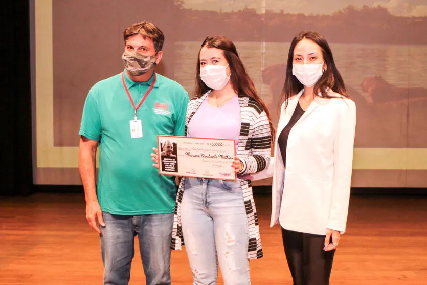 Apucarana entrega premiação de concurso de fotografia; veja