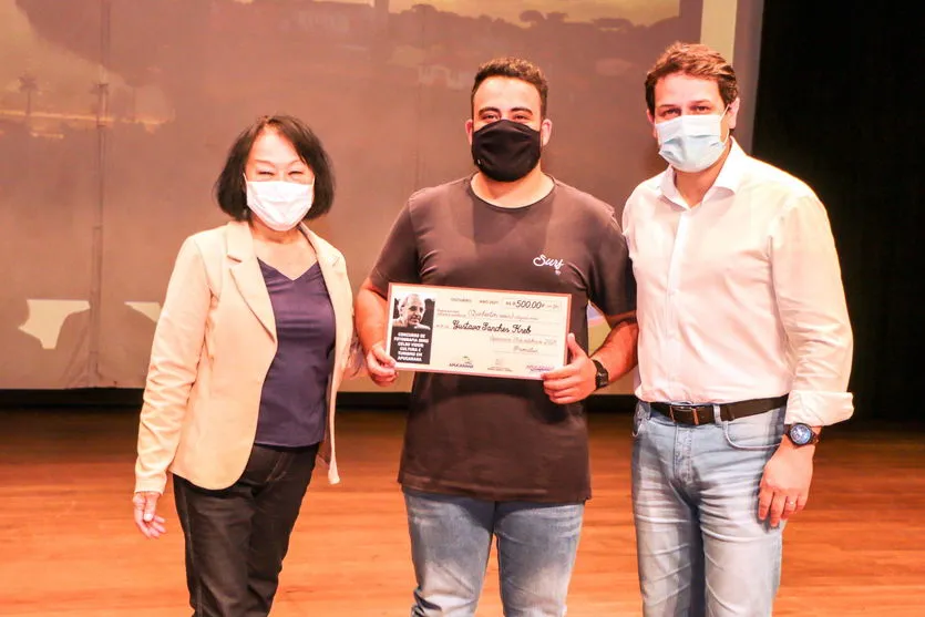 Apucarana entrega premiação de concurso de fotografia; veja