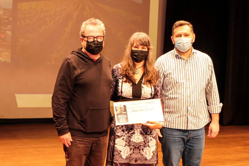 Apucarana entrega premiação de concurso de fotografia; veja