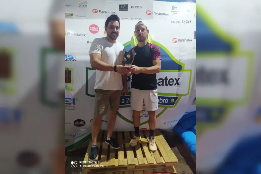 Apucaranenses se destacam na 6ª Copa Paranatex de tênis