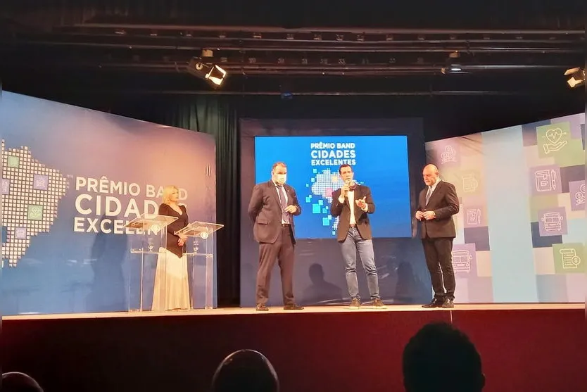 Arapongas é destaque durante Prêmio Cidades Excelentes