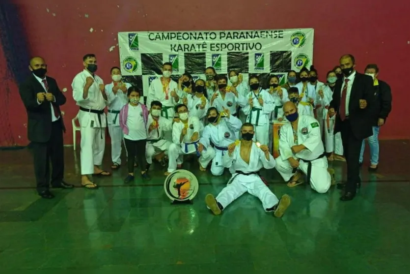 Associação de Apucarana consegue 37 medalhas no  Karatê