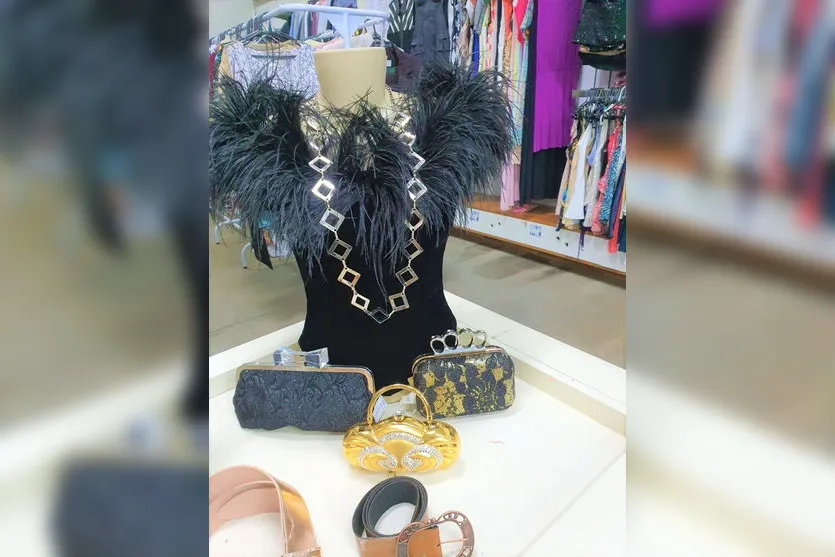 Bazar beneficente entra no clima do Dia das Crianças