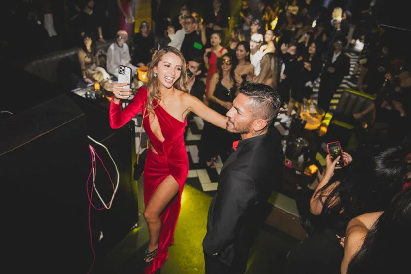 Brasileira Kessya Cruz inaugura festa Barkhat no Japão