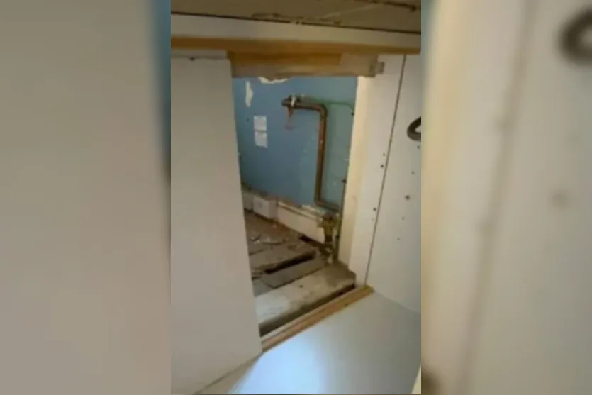 Casal encontra quarto oculto atrás de armário de cozinha