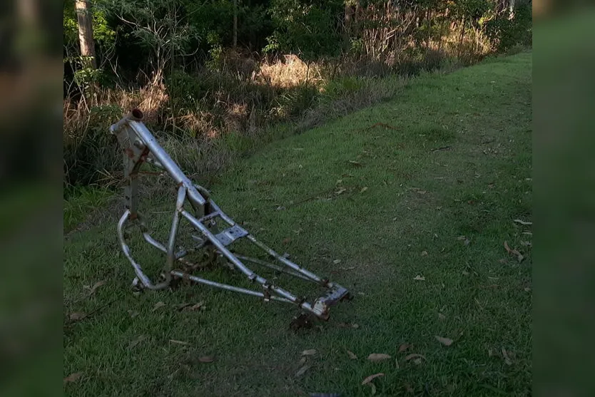 Chassi de moto furtada em 2007 é encontrado em Apucarana