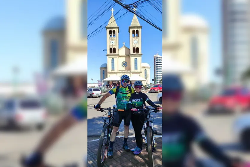 Ciclistas de Apucarana saem em romaria até Astorga