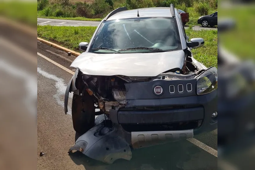 Colisão entre carros em Cruzmaltina deixa dois feridos